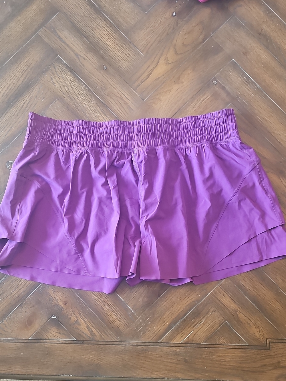 lululemon Shake It Out, College Purple Size XL